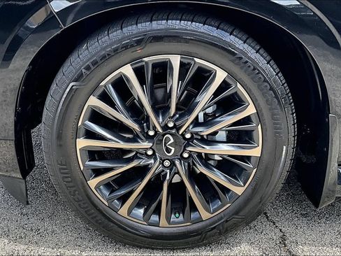 Certified 2026 INFINITI QX80 Autograph w/ Premium Cargo Package AWD/4WD image 11