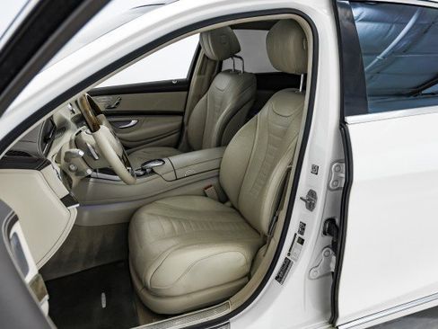 Used 2017 Mercedes-Benz S 550 4MATIC PREMIUM PKG WARMTH & CO image 33