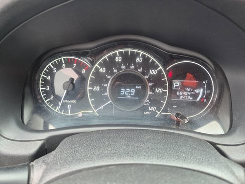 Used 2015 Nissan Versa Note SV FWD image 19