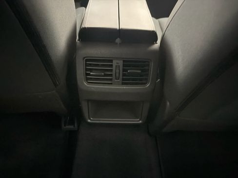 Certified 2025 Nissan Rogue S FWD image 21