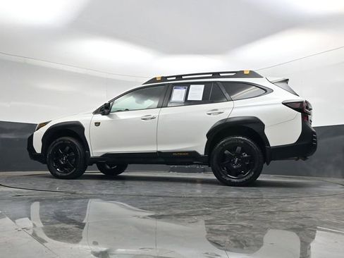 Used 2025 Subaru Outback Wilderness w/ Wilderness Package AWD/4WD image 29