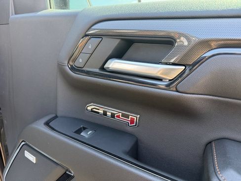 Used 2023 GMC Sierra 1500 AT4 w/ AT4 Preferred Package AWD/4WD image 40