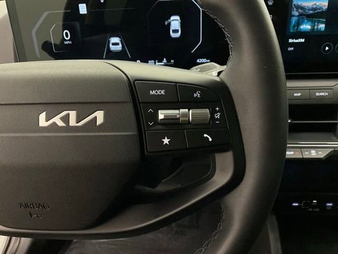 Used 2025 Kia K4 EX FWD image 13
