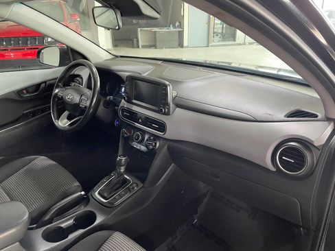 Used 2019 Hyundai Kona SEL image 30