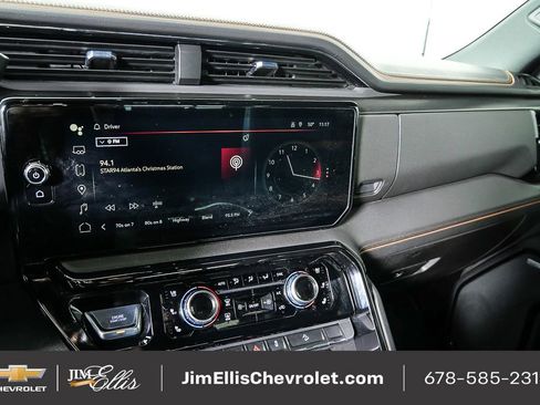 Used 2024 GMC Sierra 2500 AT4 w/ Technology Package image 13