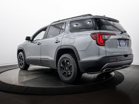 Used 2021 GMC Acadia AT4 w/ Technology Package AWD/4WD image 5