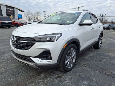 Certified 2023 Buick Encore GX Essence w/ Experience Buick Package image 5