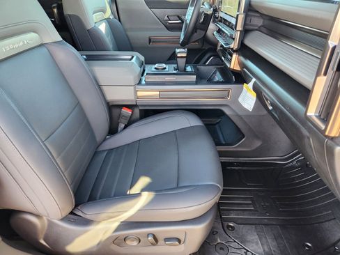 New 2025 GMC Hummer EV 2X image 14