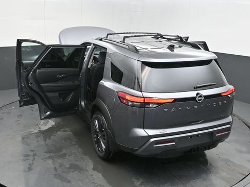 New 2026 Nissan Pathfinder SL w/ SL Premium Package FWD image 45