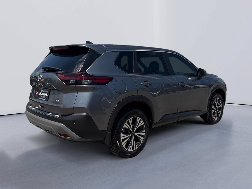 Used 2023 Nissan Rogue SV FWD image 3