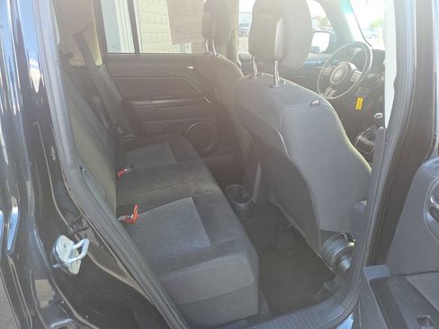 Used 2014 Jeep Patriot Sport w/ Power Value Group image 16