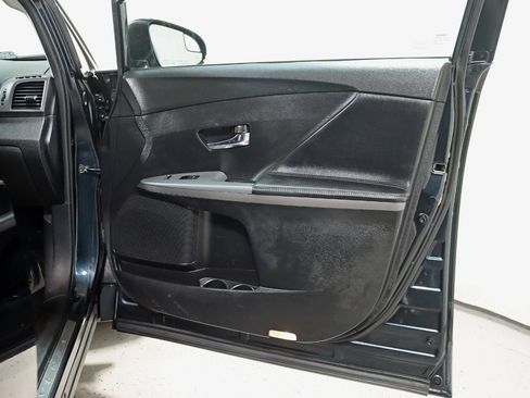 Used 2013 Toyota Venza XLE image 29