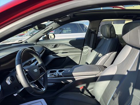 Used 2024 Cadillac Lyriq Luxury w/ LPO, Floor Liner Package image 9