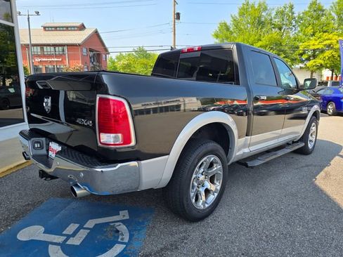 Used 2018 RAM 1500 Laramie w/ Convenience Group AWD/4WD image 38