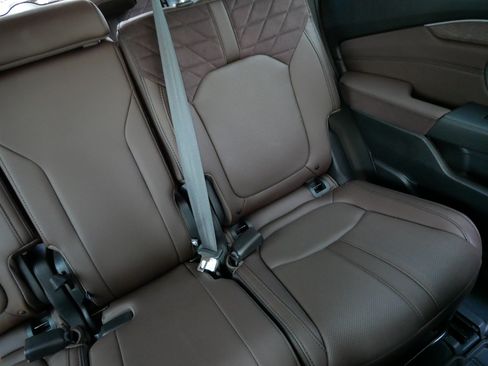 Used 2026 Honda Pilot Elite image 14
