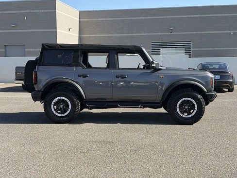 Used 2024 Ford Bronco Badlands AWD/4WD image 6