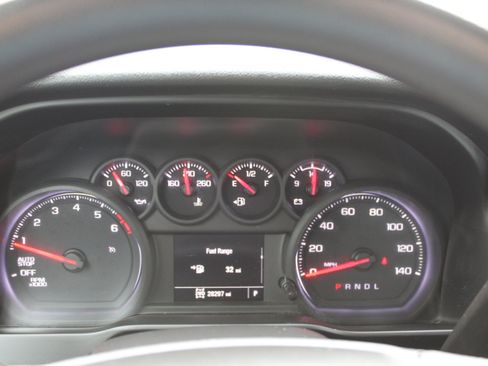 Used 2023 Chevrolet Silverado 1500 W/T w/ WT Value Package image 17