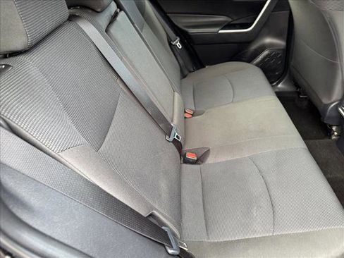 Used 2024 Toyota RAV4 LE AWD/4WD image 18