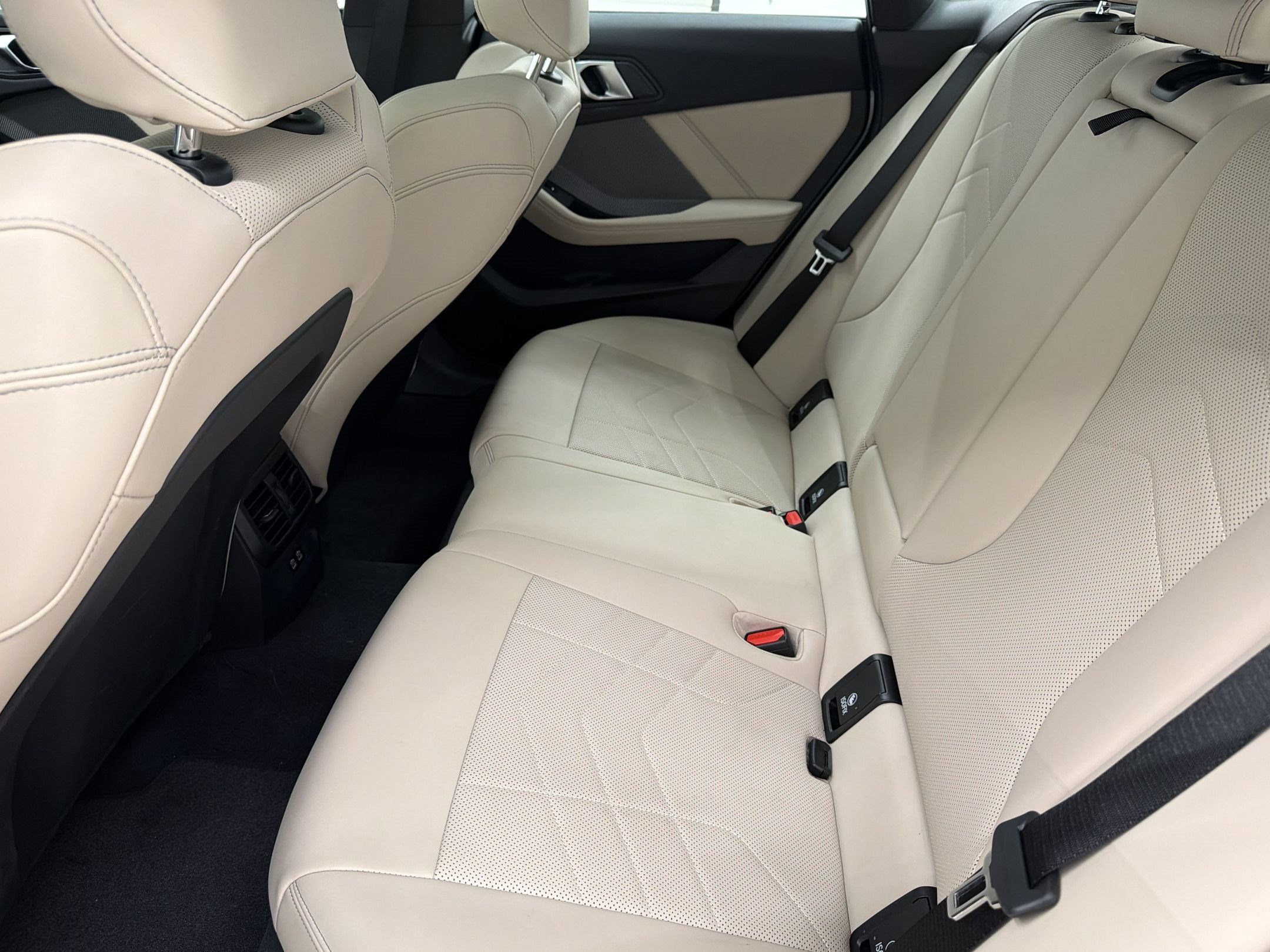 Used 2025 BMW 228i xDrive w/ Premium Package AWD/4WD image 21