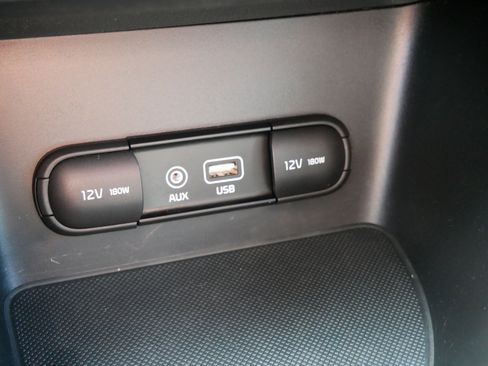 Used 2018 Kia Sportage LX image 23