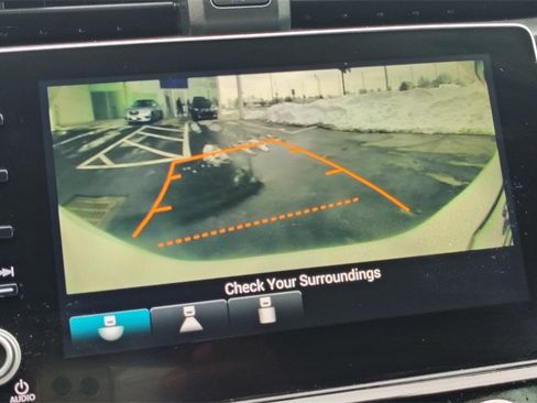 Used 2019 Honda Insight Touring image 22