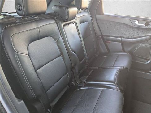 Used 2020 Ford Escape Titanium w/ Titanium Premium Package 2.0 FWD image 22