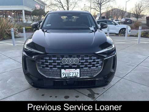 Used 2025 Audi Q5 Premium Plus w/ Premium Plus image 2