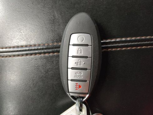 Used 2019 Nissan Altima 2.5 SR FWD image 32