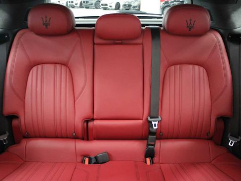 Used 2022 Maserati Levante GT image 40