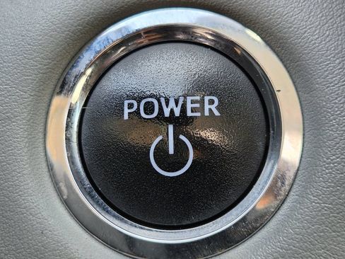 Used 2023 Toyota Highlander Limited AWD/4WD image 22