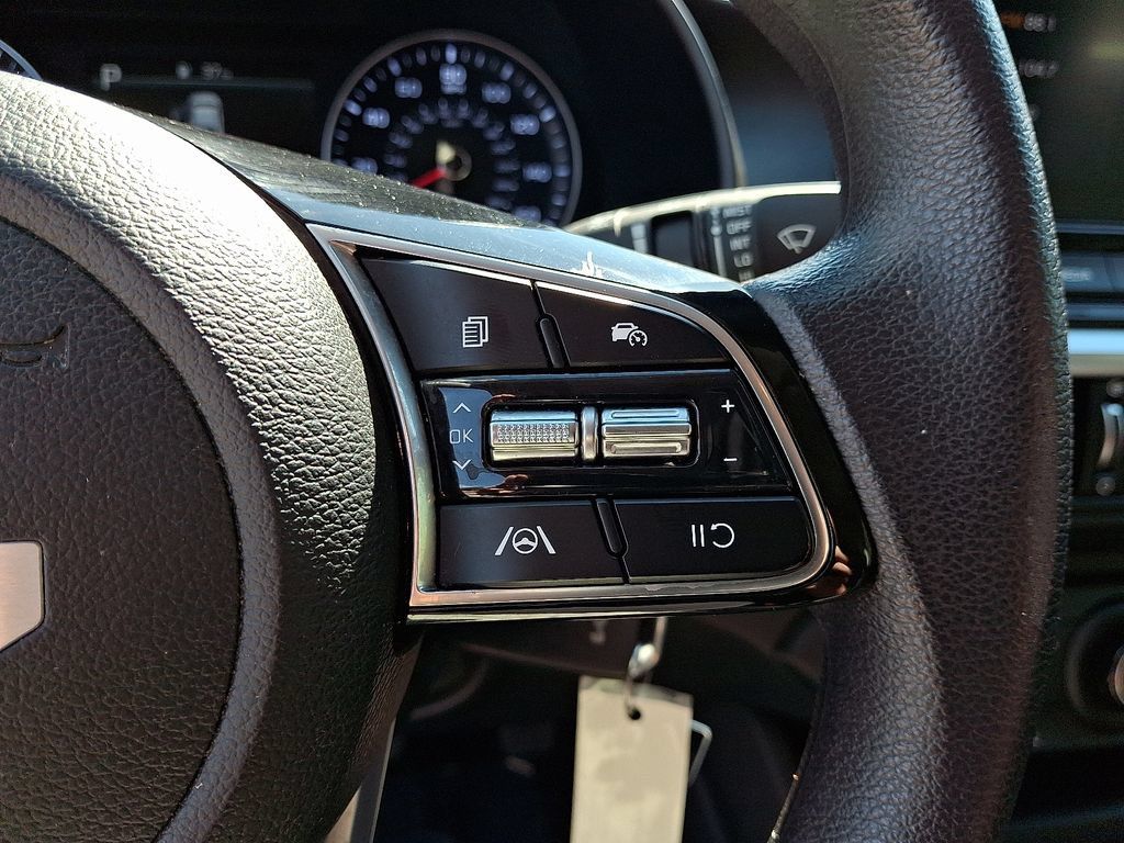 Used 2022 Kia Forte LXS FWD image 21
