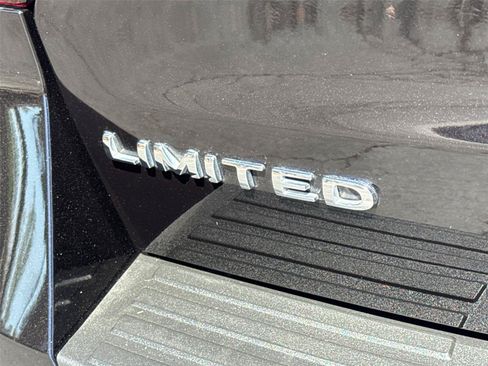 Certified 2024 Ford Expedition Limited AWD/4WD image 15