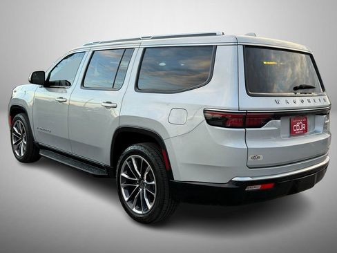 Used 2022 Jeep Wagoneer Series II w/ Premium Group I RWD image 4