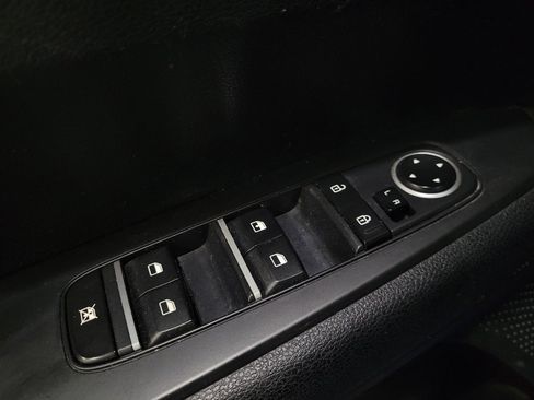 Used 2019 Kia Forte LXS FWD image 27