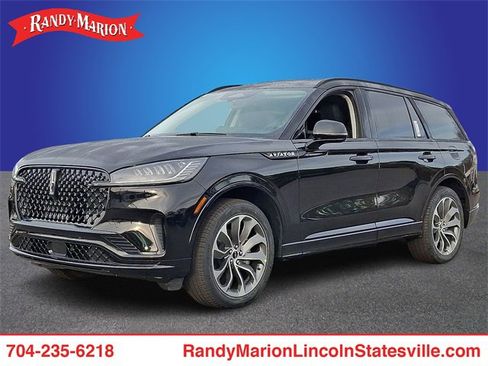 New 2026 Lincoln Aviator Premiere w/ Jet Appearance Package image 1