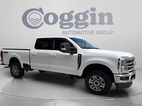 Used 2024 Ford F250 Lariat w/ Lariat Ultimate Package AWD/4WD image 7