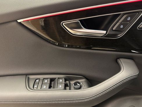 New 2026 Audi Q8 Premium Plus image 10