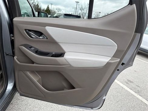 Used 2019 Chevrolet Traverse Premier w/ Driver Confidence II Package image 16