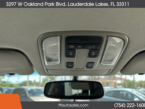 Used 2015 Kia Sedona EX FWD image 59