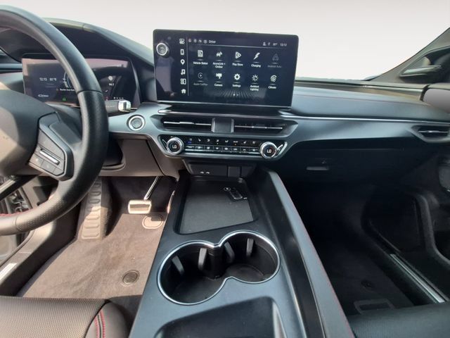 Used 2024 Acura ZDX A-Spec AWD/4WD image 11