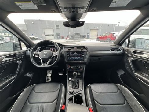 Used 2022 Volkswagen Tiguan SEL R-Line image 14