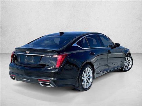 Used 2021 Cadillac CT5 Luxury image 2