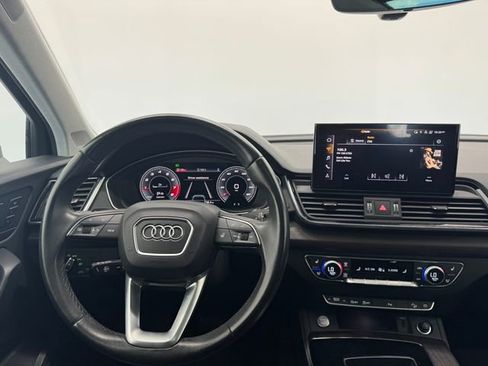 Used 2021 Audi Q5 2.0T Premium Plus w/ Premium Plus Package AWD/4WD image 3