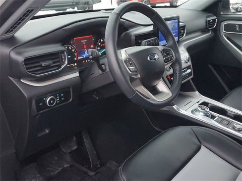 Certified 2023 Ford Explorer XLT w/ Equipment Group 202A image 11