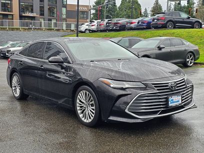 Used 2019 Toyota Avalon Limited w/ Preferred Accessory Package