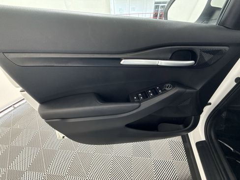 Used 2023 Kia Seltos LX image 15