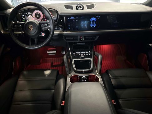 Certified 2024 Porsche Cayenne Turbo GT AWD/4WD image 19