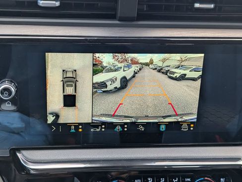 Certified 2023 GMC Sierra 1500 AT4 w/ AT4 Premium Package image 29