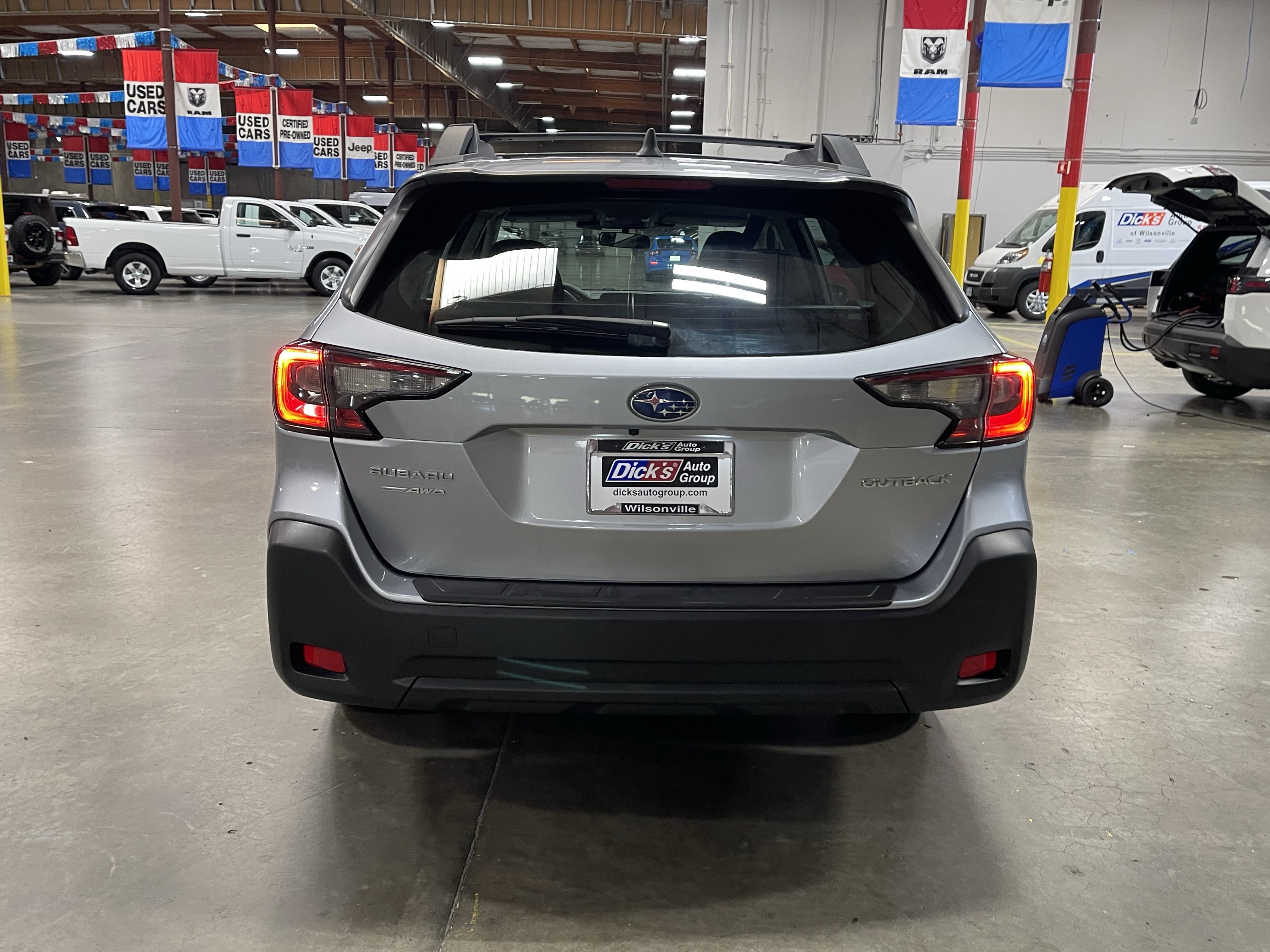 Used 2024 Subaru Outback AWD/4WD image 4