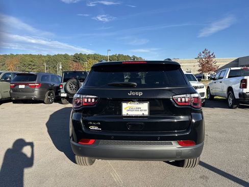 New 2026 Jeep Compass Limited image 4